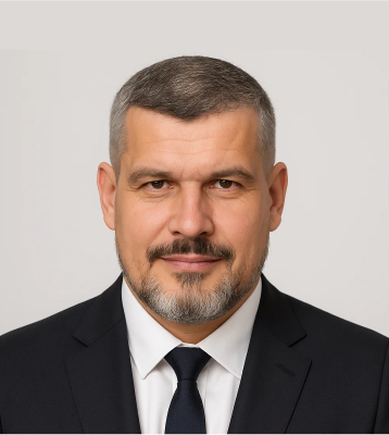 Руслан Лапшин