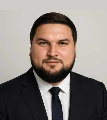 Владислав Уваров